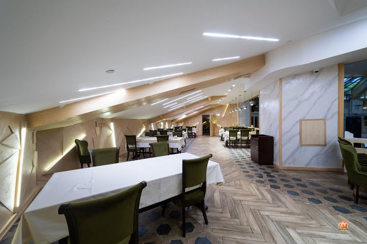 Второй ярус основного зала  в «Бакинский бульвар на Кутузовском» фотография №7