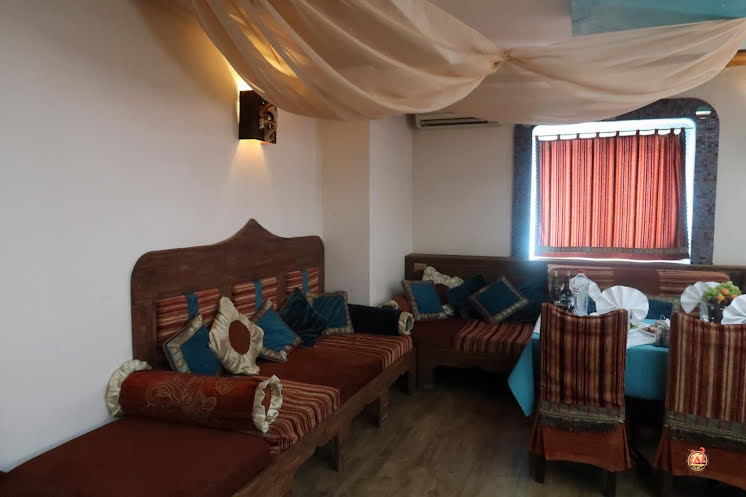 Зал «Ганеша» в «Баклажан» фотография №15