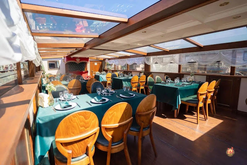 Теплоход "Генерал" фотография №1