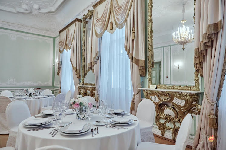 Зелёный зал в «Milutin Palace» фотография №4