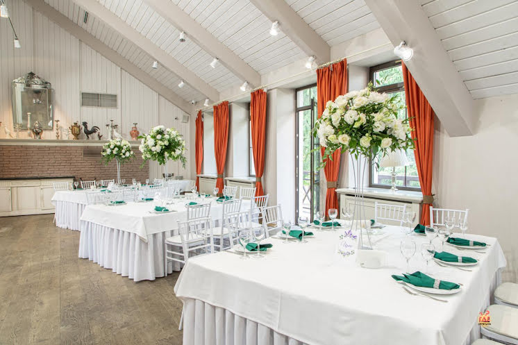 Банкетный зал «Шале» в «Калужская застава» фотография №15