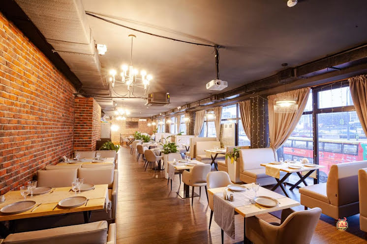 Основной зал  в «Константинофф» фотография № 1