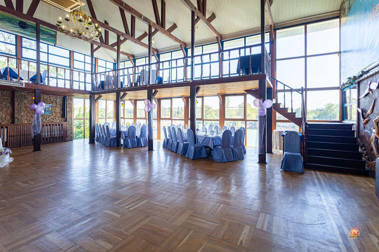 Зал на 100 человек в «Кафе-Клуб» фотография №8