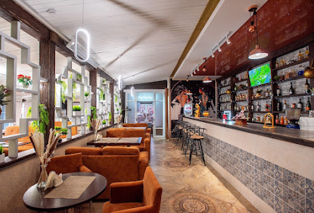 Кафе в Кафе