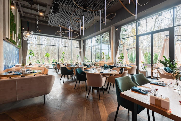 Основной зал в «Лето» фотография №5