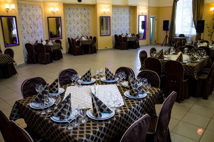 Банкетный зал в «Арт-кафе «ЧАЙКА»» фотография №1