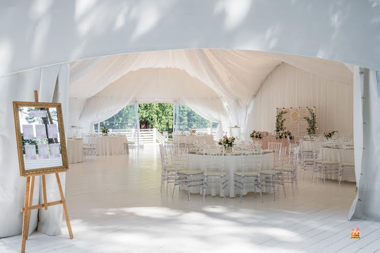 Летний шатер в «Emerald lake» фотография №3