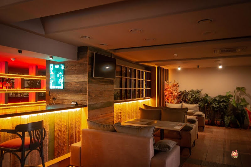 Корова на бочке на Карла Маркса фотография №16