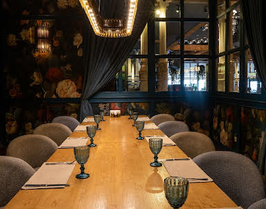 Новый год в GRAND Урюк на Ленинградском