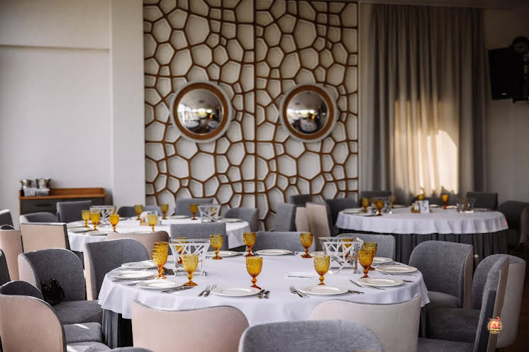 Банкетный зал  в «Джентльмены удачи» фотография №1