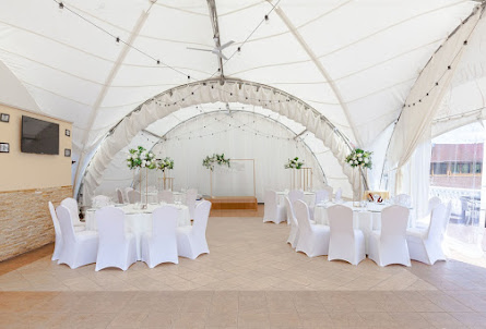 Шатер в Кафе «Колибри»