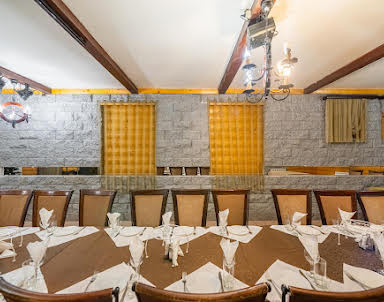  ресторан Аш Хауз