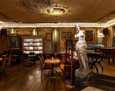  ресторан БеZухов