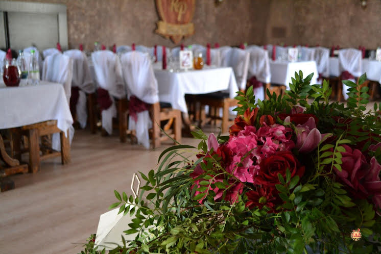 Основной банкетный зал в «РестПарк Камин» фотография №9