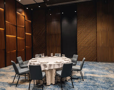  ресторан Radisson Hotel Gorizont Rostov-on-Don