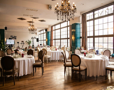 День рождения в Гарденс