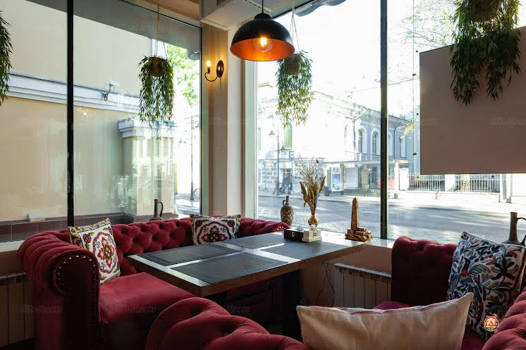 Зал с витражными окнами  в «Сунжа» фотография №13