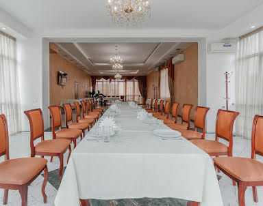 Новый год в Ассамблея