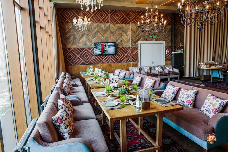 Основной зал в «GRAND Урюк на Ленинградском» фотография №1