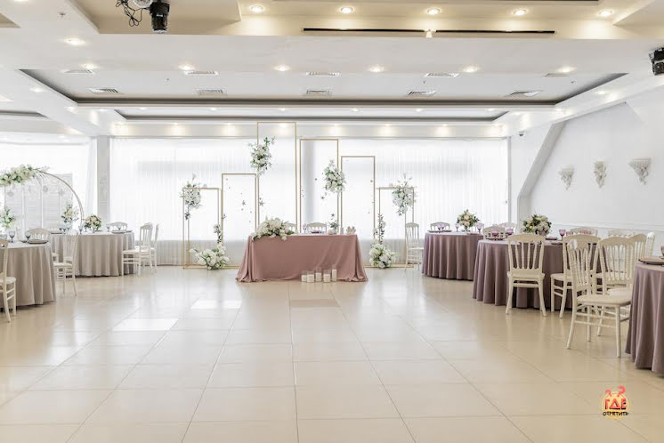 Зал на 120 человек в «Amulet на Народного ополчения» фотография №3