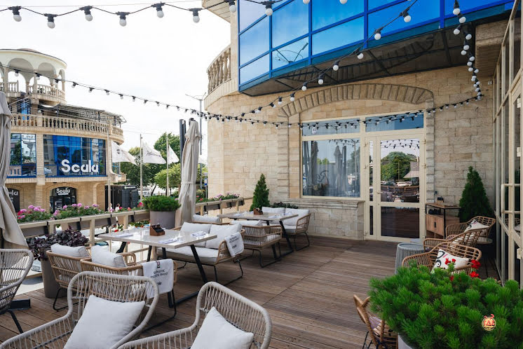 Летняя терраса в «Radisson Blu» фотография №10