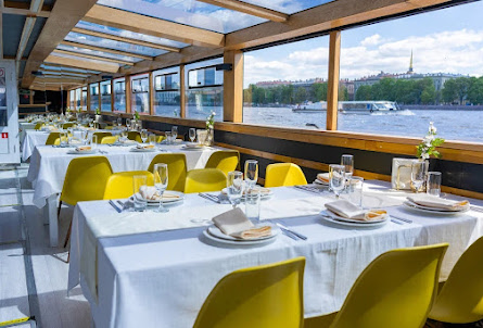 Основной зал в Основной зал