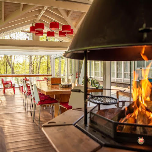 Белая беседка  в «Зеленое озеро» фотография № 1