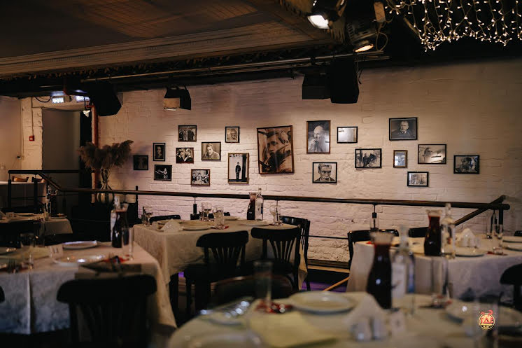 Основной зал в «Высоцкий» фотография №3