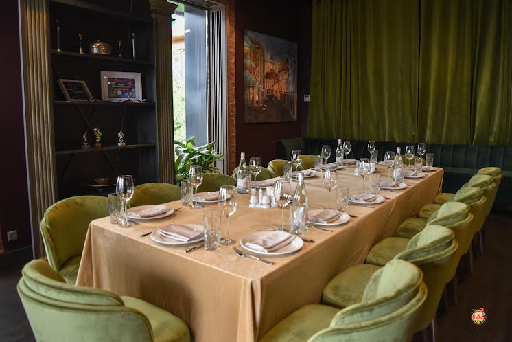 VIP-зал на 1 этаже в «Амбассадори» фотография №2