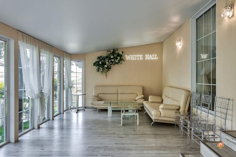 White hall фотография №9