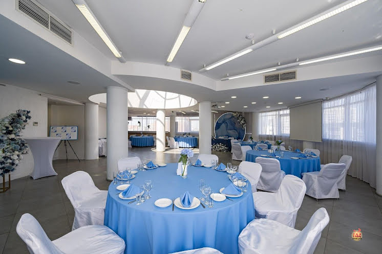 Зал «Эверест»  в «Визави» фотография №3