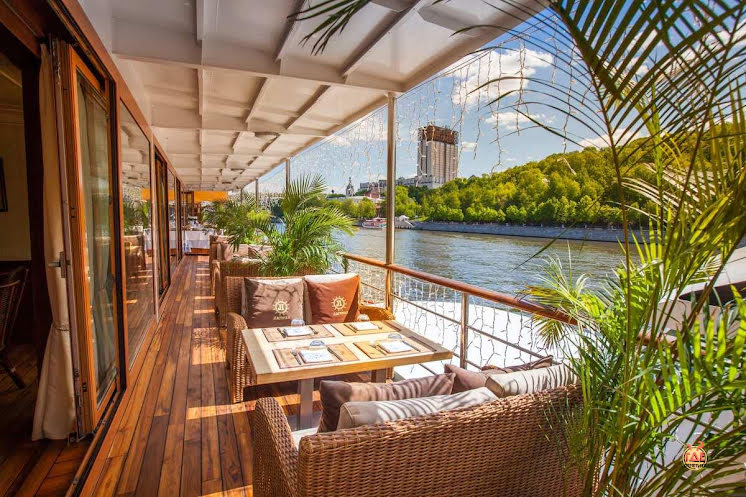 Летняя веранда «Ласточка» в «Yacht Event» фотография № 1