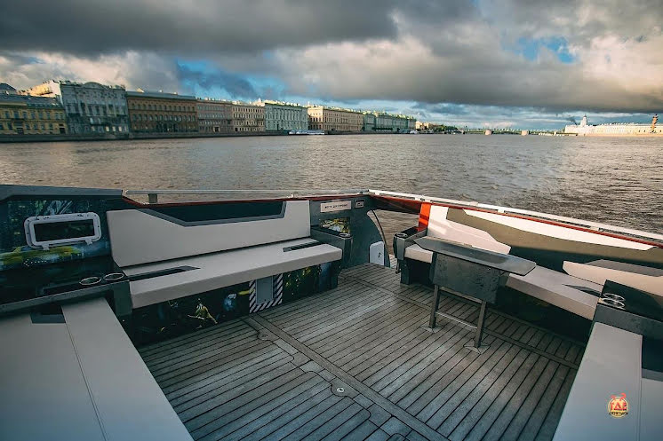 Белуга в «YES BOAT» фотография №3