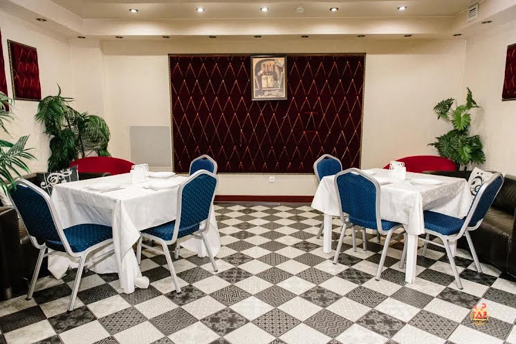 Нижний зал в «Арт Контраст» фотография №11