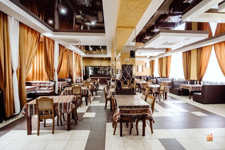 Основной зал в «Шеш Беш» фотография №7