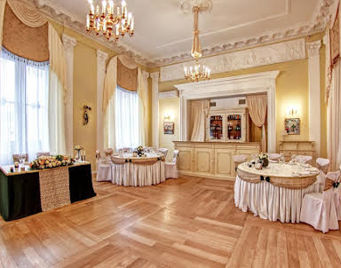 Выпускной в Дом кино