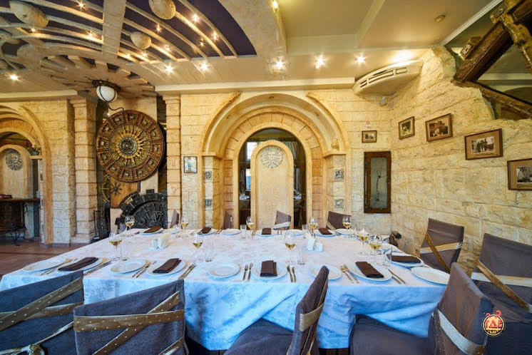 Зал «Колесо времени» в «Тирокафтери» фотография №9