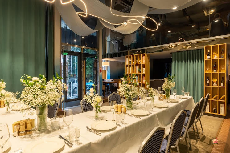 Основной зал в «LAMVIL» фотография №12