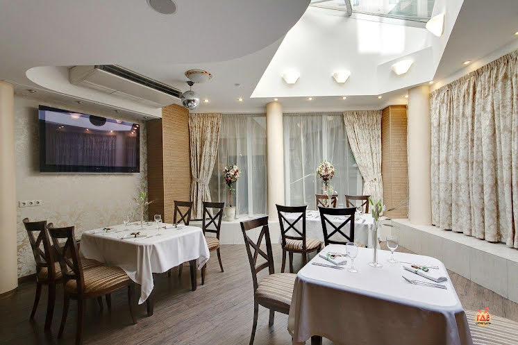 Основной зал  в «Фаворит» фотография №11