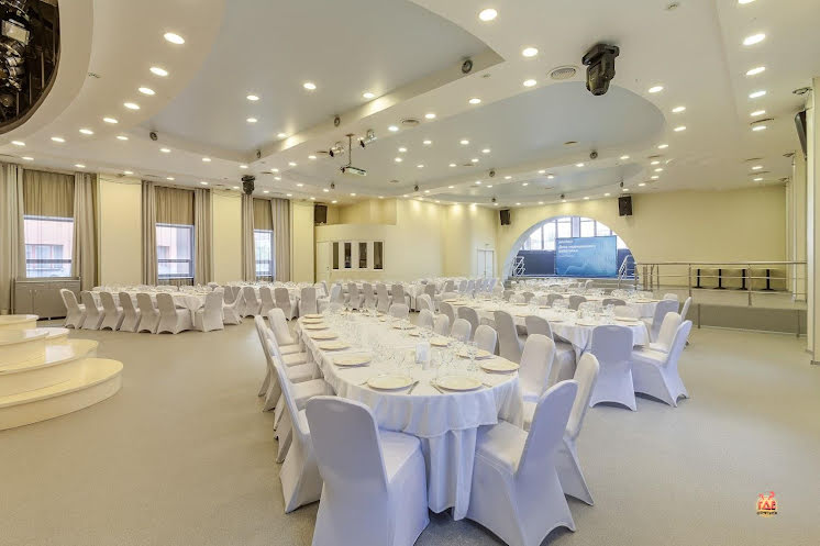 Большой банкетный зал в «Гостиница Самара» фотография №13