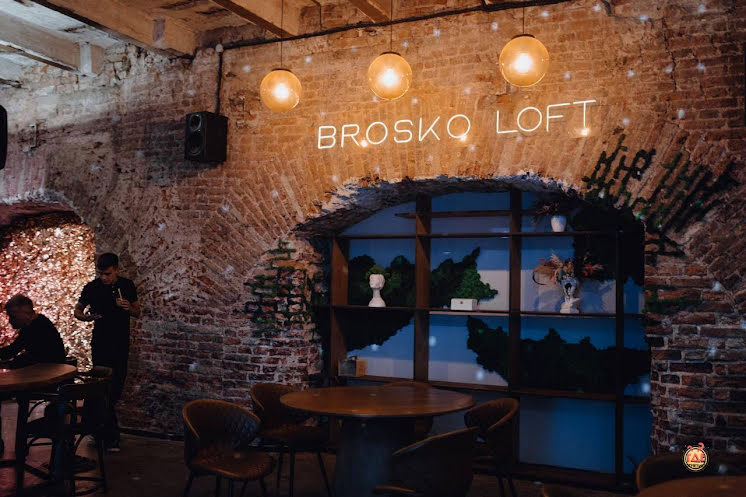 Основной зал в «Brosko Loft» фотография №4