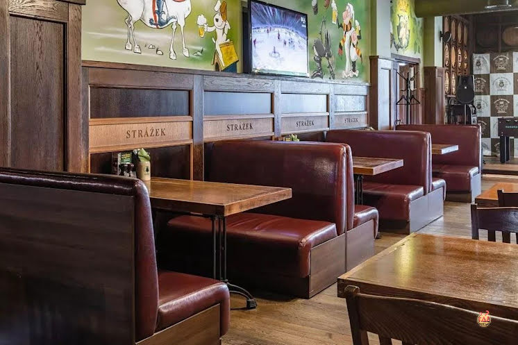 Основной зал в «Стражек» фотография №11