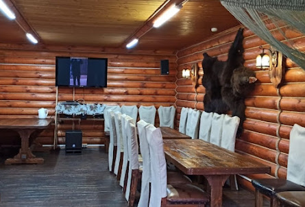 Зал №3 в Зал №4