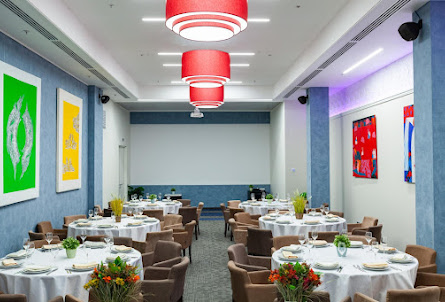 Зал «Клод Моне» в Банкетный зал «Марк Шагал»