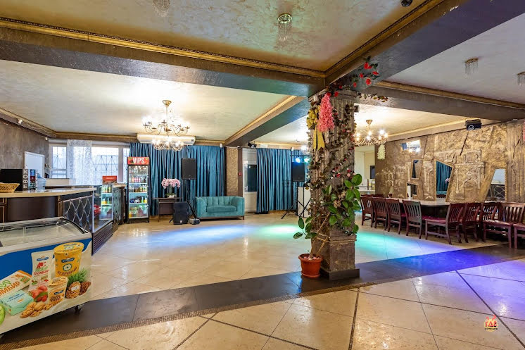 Основной зал в «Зеркала» фотография №9