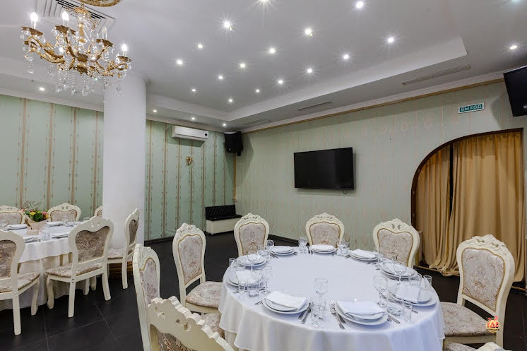 Царский зал в «Империя на Шаболовке» фотография №1