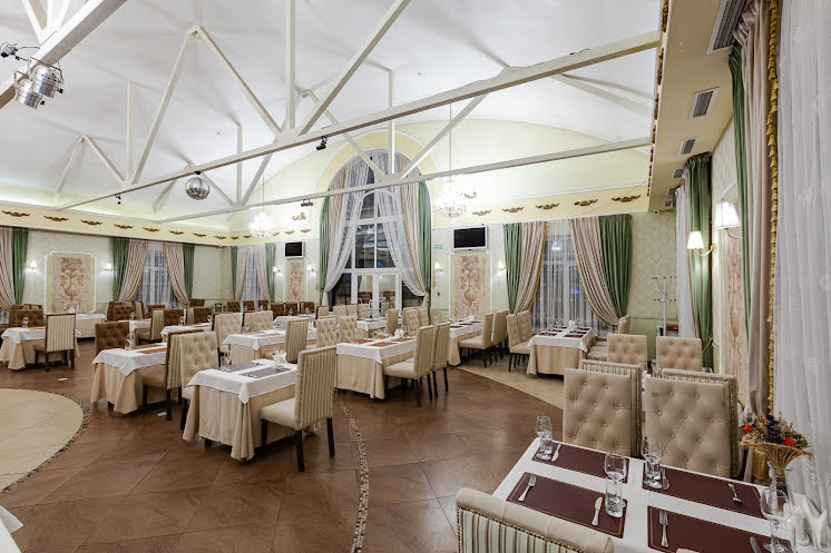 Основной зал  в «Венеция на ул. 40 лет Октября» фотография №11