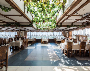  ресторан Ариана на Привольной