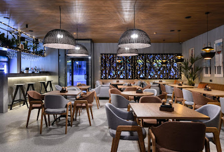 Основной зал в Беседка