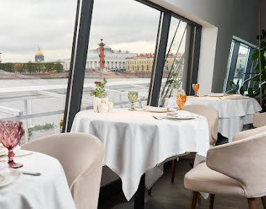  ресторан Ресторан-корабль "Магадан"